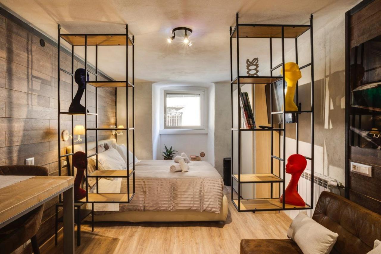 דירות ברשה La Casa Dello Stilista מראה חיצוני תמונה
